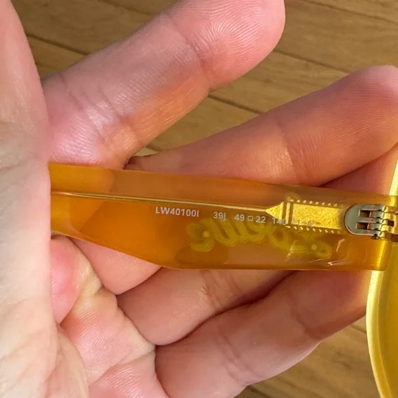 Authentic Loewe Yellow Sunglasses - Picture 5 of 7